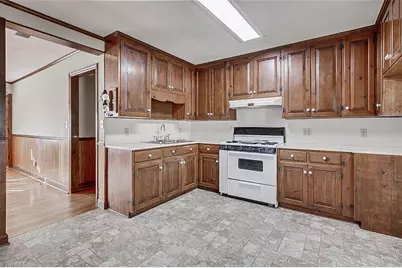 326 Greenvale Road, Asheboro, NC 27203 - Photo 12