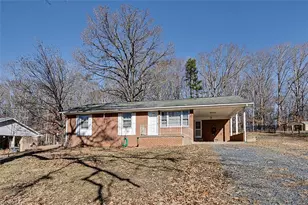 326 Greenvale Rd, Asheboro, NC 27203 - Photo 2