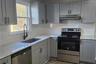 4218 Bramlet Pl, Greensboro, NC 27407 - Photo 8