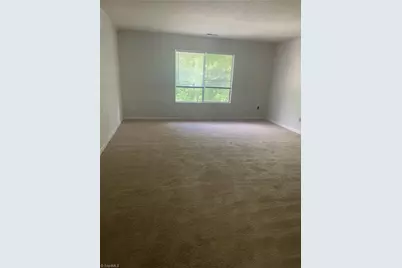 1807 S Scales Street #11, Reidsville, NC 27320 - Photo 2