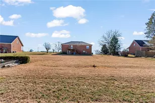 1100 Friedberg Church Rd, Winston-Salem, NC 27127 - Photo 32