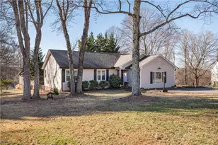 710 Saddle Dr, Pilot Mountain, NC 27041 - Photo 1