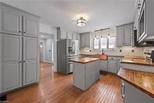 2009 Downing St, Greensboro, NC 27410 - Photo 6