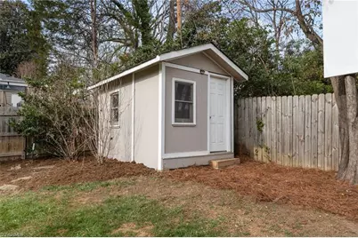 2009 Downing Street, Greensboro, NC 27410 - Photo 24