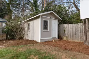 2009 Downing St, Greensboro, NC 27410 - Photo 24