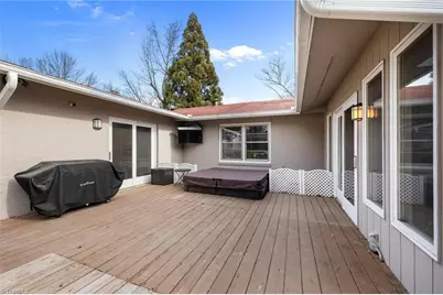 2009 Downing Street, Greensboro, NC 27410 - Photo 22