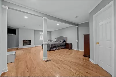 2009 Downing Street, Greensboro, NC 27410 - Photo 12