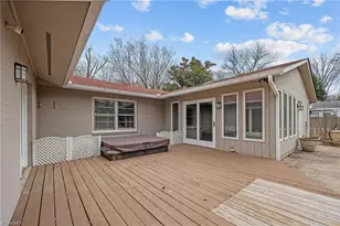 2009 Downing St, Greensboro, NC 27410 - Photo 32