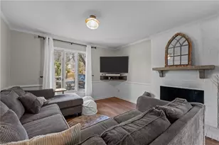 2009 Downing St, Greensboro, NC 27410 - Photo 4