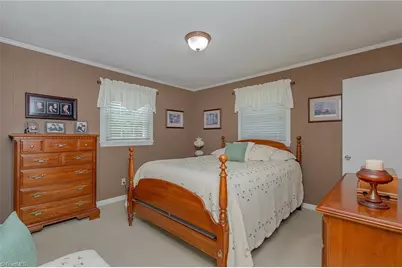 421 Dove Point, Lexington, NC 27295 - Photo 12