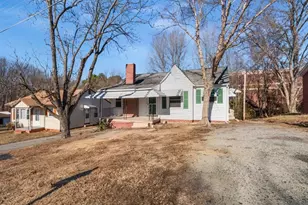 609 Martha Pl, High Point, NC 27263 - Photo 2