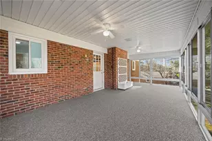 402 Eva Ln, Greensboro, NC 27455 - Photo 20