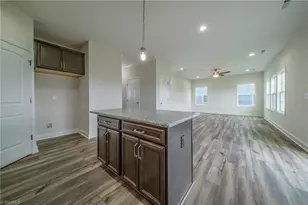 1311 Dandridge Dr, Kernersville, NC 27284 - Photo 10