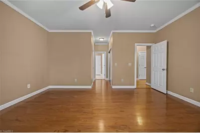 308 Canterbury Drive, High Point, NC 27262 - Photo 14