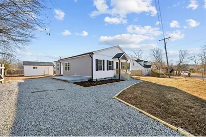 105 Charles Street, Thomasville, NC 27360 - Photo 4