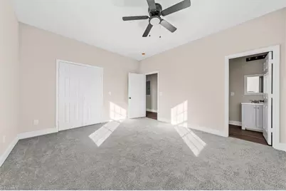 105 Charles Street, Thomasville, NC 27360 - Photo 26