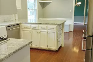 801 W Parkway Ave, High Point, NC 27262 - Photo 10