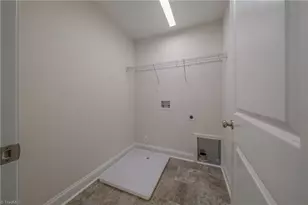 1312 Dandridge Dr, Kernersville, NC 27284 - Photo 18