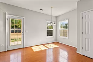 4114 Pepperbush Dr, Greensboro, NC 27405 - Photo 12