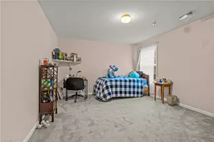 4114 Pepperbush Dr, Greensboro, NC 27405 - Photo 20