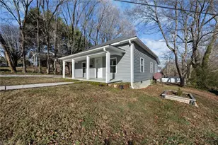 311 E Lebanon St, Mount Airy, NC 27030 - Photo 22