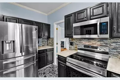 8 Knoll Brook Court, Greensboro, NC 27407 - Photo 12