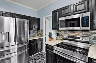 8 Knoll Brook Ct, Greensboro, NC 27407 - Photo 12