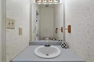 8 Knoll Brook Ct, Greensboro, NC 27407 - Photo 16