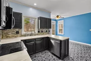 8 Knoll Brook Ct, Greensboro, NC 27407 - Photo 10