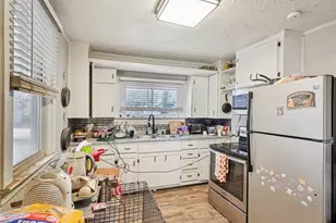 715 Baker Rd, High Point, NC 27263 - Photo 4