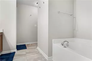 2313 Hartfield Cir, Winston-Salem, NC 27103 - Photo 22