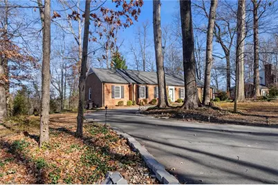 224 Lake Drive E, Thomasville, NC 27360 - Photo 6
