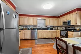 224 Lake Dr E, Thomasville, NC 27360 - Photo 12