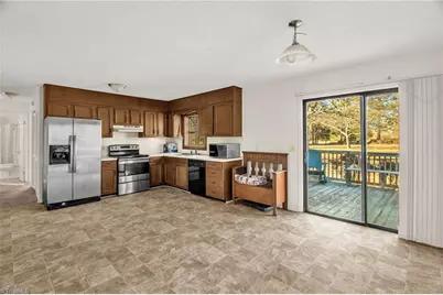 5218 Muirfield Drive, Lexington, NC 27295 - Photo 8