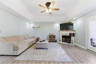 7640 Abington Drive, Kernersville, NC 27284 - Photo 4