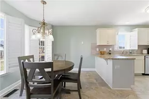 7640 Abington Dr, Kernersville, NC 27284 - Photo 10