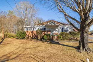 814 Martin St, Eden, NC 27288 - Photo 2