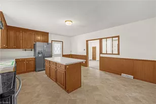 814 Martin St, Eden, NC 27288 - Photo 14