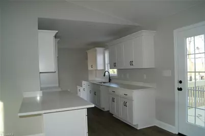 480 Watford Road, Thomasville, NC 27360 - Photo 6