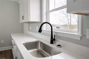 480 Watford Rd, Thomasville, NC 27360 - Photo 6