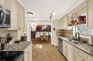 7157 Mantlewood Ln, Kernersville, NC 27284 - Photo 14