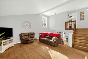 7157 Mantlewood Ln, Kernersville, NC 27284 - Photo 6