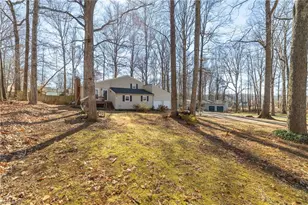 7157 Mantlewood Ln, Kernersville, NC 27284 - Photo 4