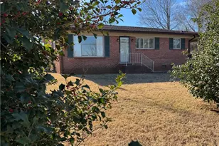 601 Meadowbrook Dr, King, NC 27021 - Photo 4