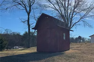 601 Meadowbrook Dr, King, NC 27021 - Photo 12