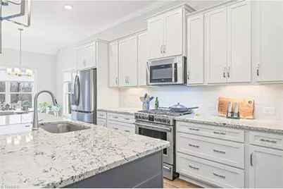 5675 Hundley Road, Winston-Salem, NC 27106 - Photo 10