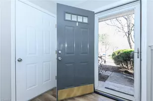 5096 Bartholomew's Ln, Greensboro, NC 27407 - Photo 4