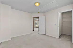 4623 Village Square Ct, Greensboro, NC 27409 - Photo 28