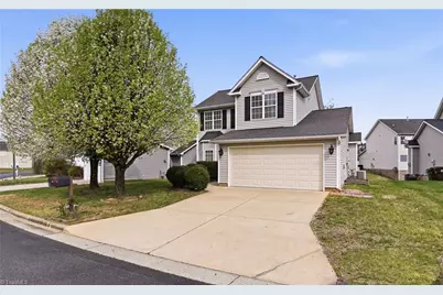 4623 Village Square Court, Greensboro, NC 27409 - Photo 2