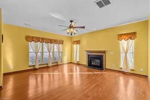 4623 Village Square Ct, Greensboro, NC 27409 - Photo 4